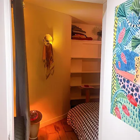 Apartment Cosy Dans Le Marais